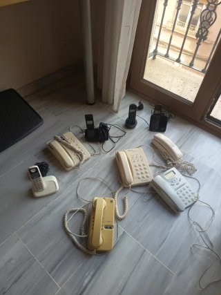 Set di 7 Telefoni Fissi