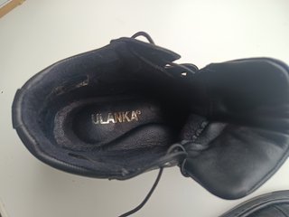 Botines de Piel Negros con Cordones