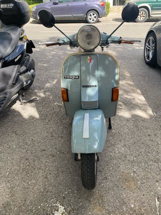 Vespa 200 Iris gris