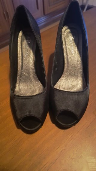 Zapatos de fiesta Rojo Vivo negros talla 39