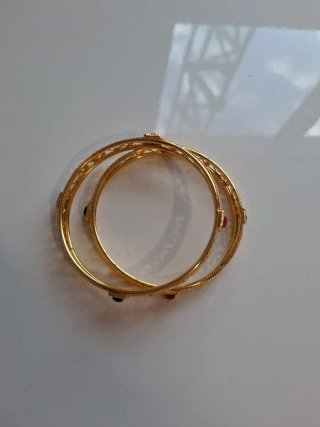 Pareja de Pulseras Doradas