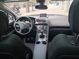 Peugeot 3008 Premium 1.6 HDI 110 FAP