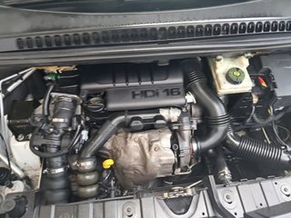Peugeot 3008 Premium 1.6 HDI 110 FAP