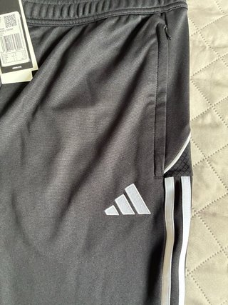 Pantalón de entrenamiento adidas negro