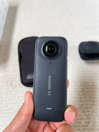 Cámara Insta360 X3 360° + Accesorios
