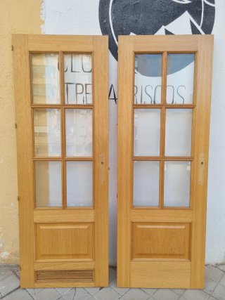 2 Puertas de Paso de Madera y Cristal
