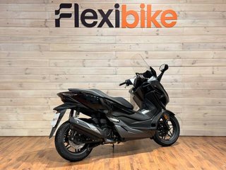 Honda Forza 300