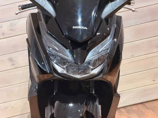 Honda Forza 300