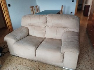 Sofá de 2 plazas beige