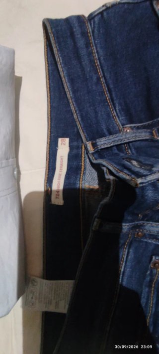 Vaqueros Levi's Azul
