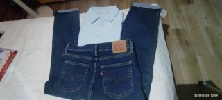 Vaqueros Levi's Azul