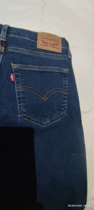 Vaqueros Levi's Azul