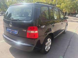 Volkswagen Touran 2006