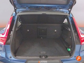 Volvo XC40 1.5 T2 R-Design Auto