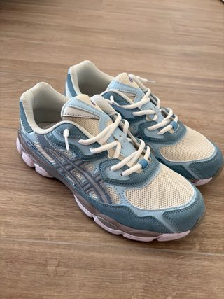 Zapatillas Asics GEL-NYC Crema Ártico