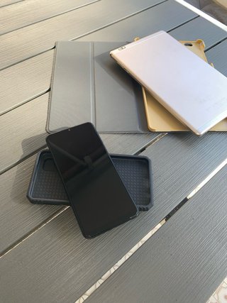 Tablet FACETEL 10+ con cover libro e vetro