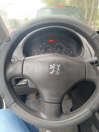 Peugeot 206 2002