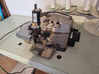 Máquina Overlock Mauser Spezial 515-4