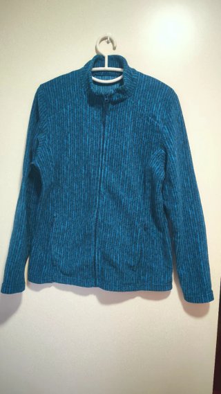 Chaqueta polar Decathlon azul y verde azulado
