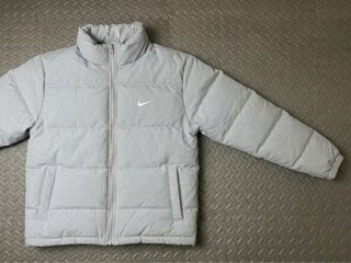 Chaqueta Puffer Nike Gris