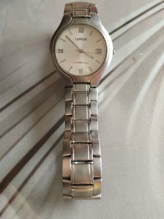 Reloj Lorus Hombre Plata y Blanco