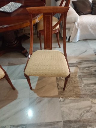 Mesa de Comedor Redonda y 6 Sillas