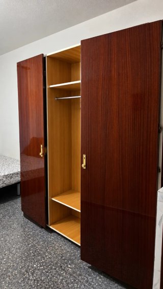 Se alquila habitacion para persona limpia ordenada