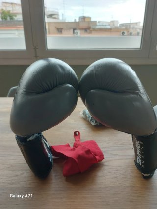 Guantes de Boxeo Shark Boxing Revolver