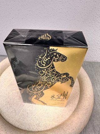 Perfume Lail Maleki
