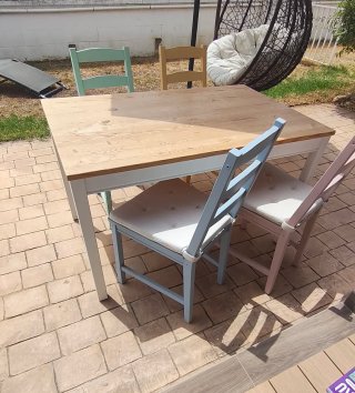 Mesa de Comedor Ikea + 4 sillas
