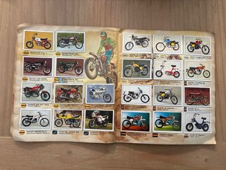 Álbum Moto 80 Este COMPLETO