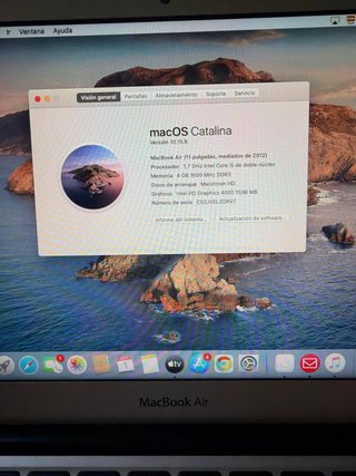 MacBook Air 11 Plata con cargador