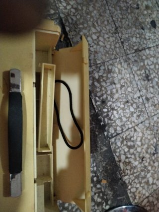 máquina de coser eléctrica vintage de la Alfa