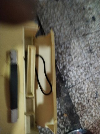 máquina de coser eléctrica vintage de la Alfa