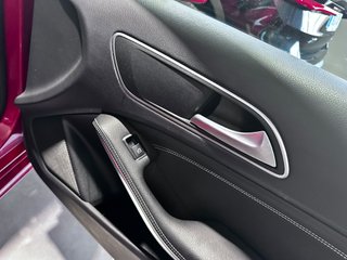 MERCEDES-BENZ  CLASE A A 200 CDI URBAN !!!!!