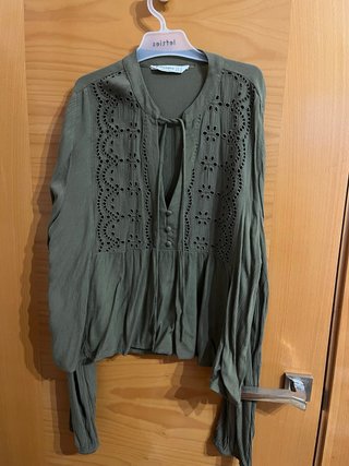 Blusa Verde Oliva Lefties Talla S
