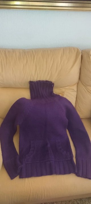 Jersey Bershka Morado Punto Talla M