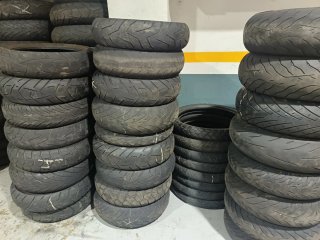 Neumáticos moto 17, 19, 21 pulgadas