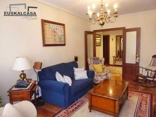 Piso en venta en Masustegui-Monte Caramelo en Bilbao