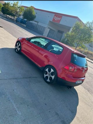 Volkswagen Golf 2005