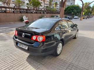 Volkswagen Passat Advance 2.0 TDI 140 CV