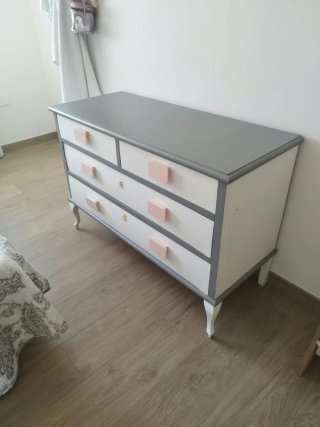Cómoda antigua restaurada madera