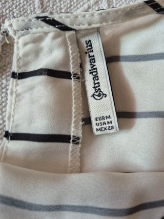 Blusa Stradivarius Le cœur a ses raisons T.M