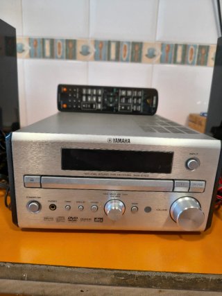 Equipo de música Yamaha RDX-E700
