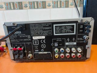 Equipo de música Yamaha RDX-E700