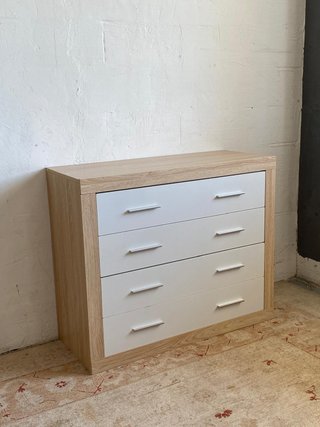 Comoda nueva de 4 cajones barata