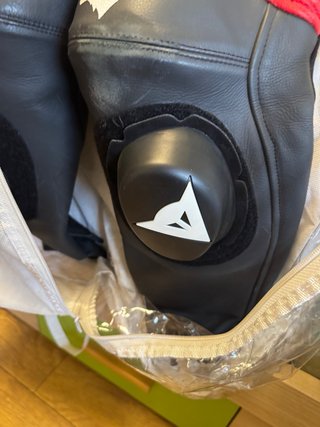 Mono de moto Bela Maverick talla 48