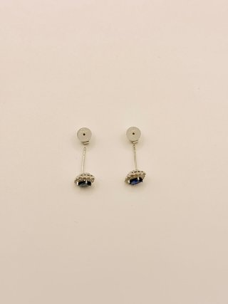 PENDIENTES ORO BLANCO 18K CON ZAFIRO Y DIAMANTES