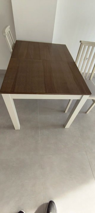 Mesa extensible y 4 sillas madera Ikea