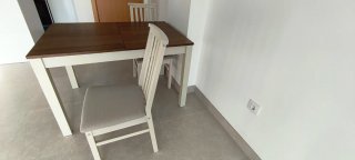 Mesa extensible y 4 sillas madera Ikea